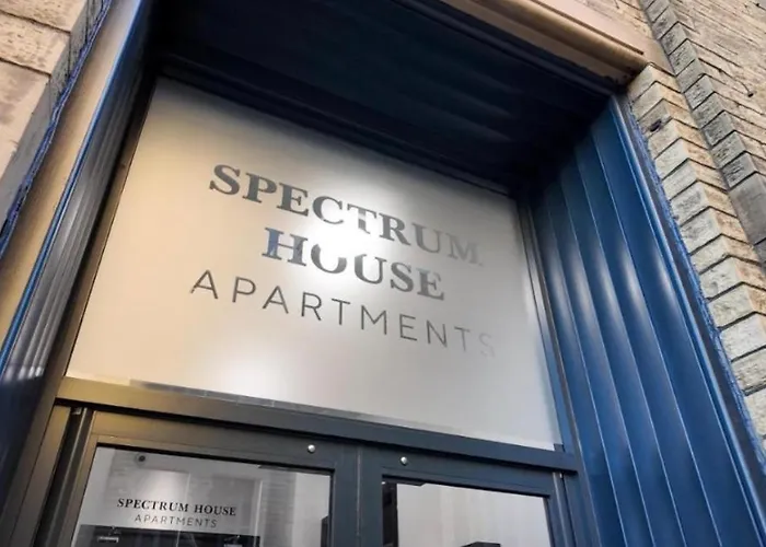 Luxe Life Residences * Bradford (West Yorkshire)